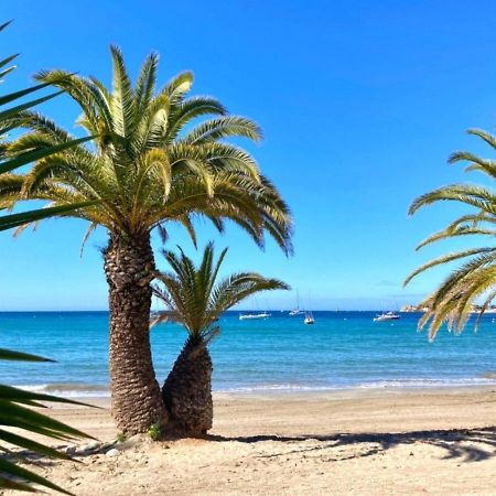 Superbe Appartement En Bord De Mer Bandol Exteriör bild