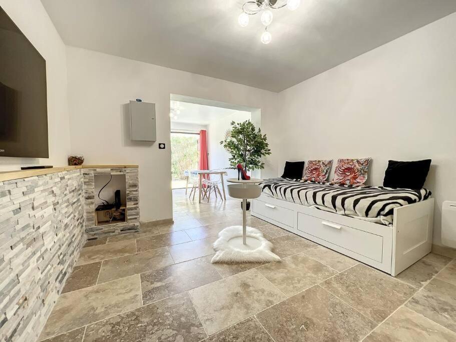 Superbe Appartement En Bord De Mer Bandol Exteriör bild