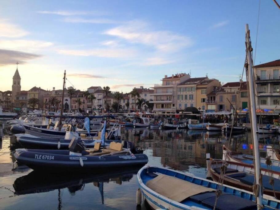 Superbe Appartement En Bord De Mer Bandol Exteriör bild